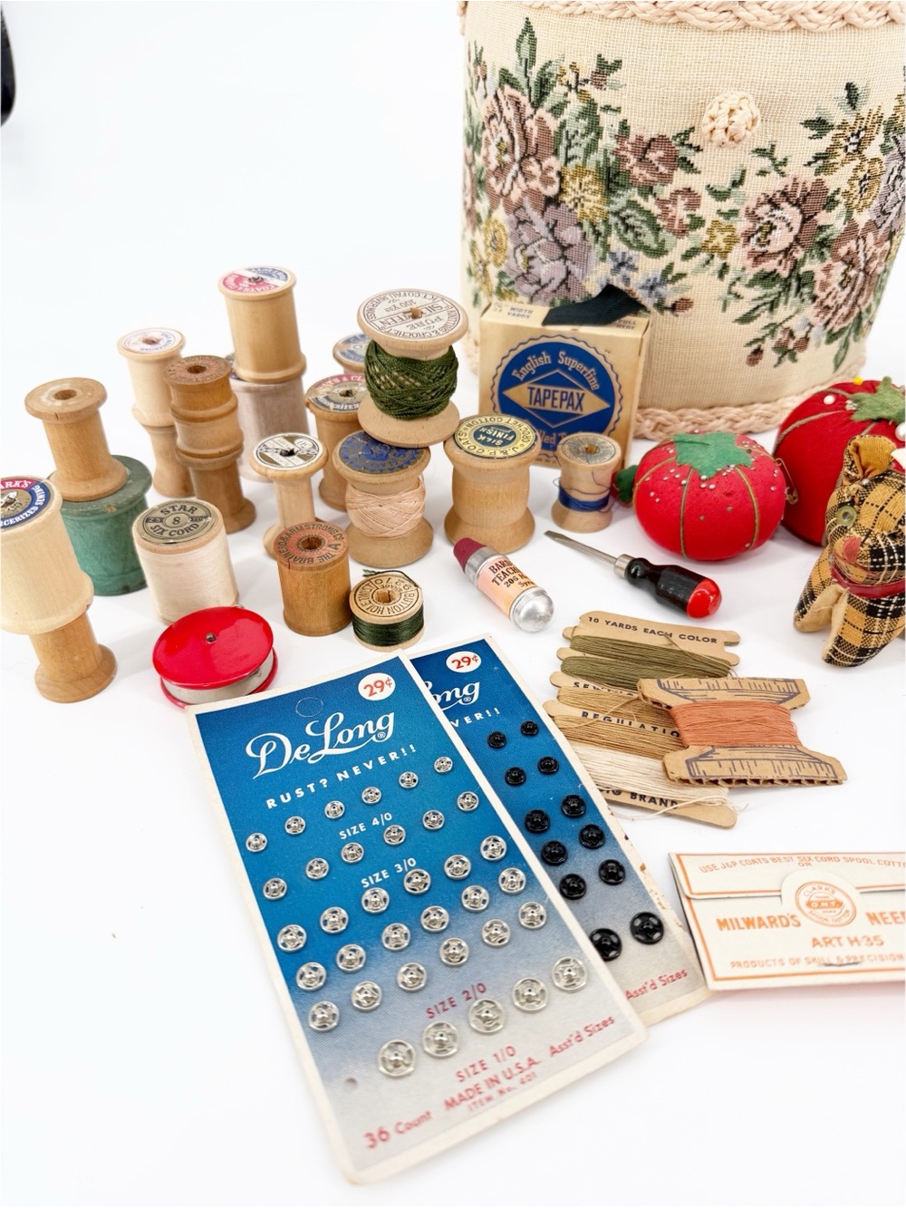 Vintage Tapestry Sewing Basket Full of Vintage Sewing Supplies - Picture 9 of 13